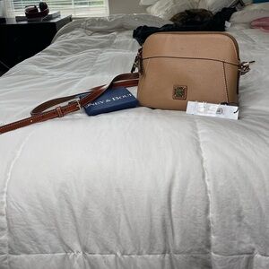 Dooney & Bourke Camera crossbody bag purse dessert lot